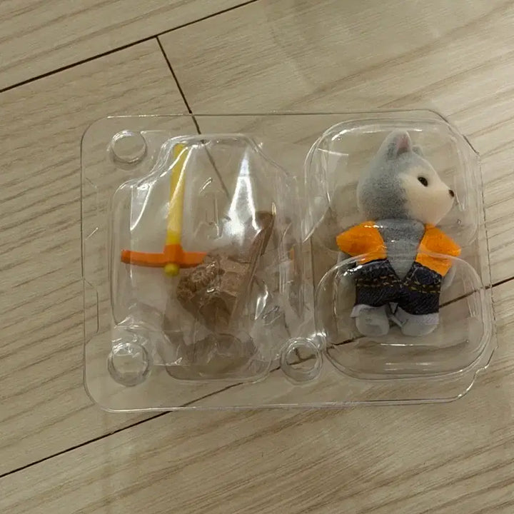 [BUNJANG] Sylvanian Families Baby Adventure Series Husky (Sealed) / 실바니안 패밀리 아기 어드벤처 시리즈 허스키 미개봉