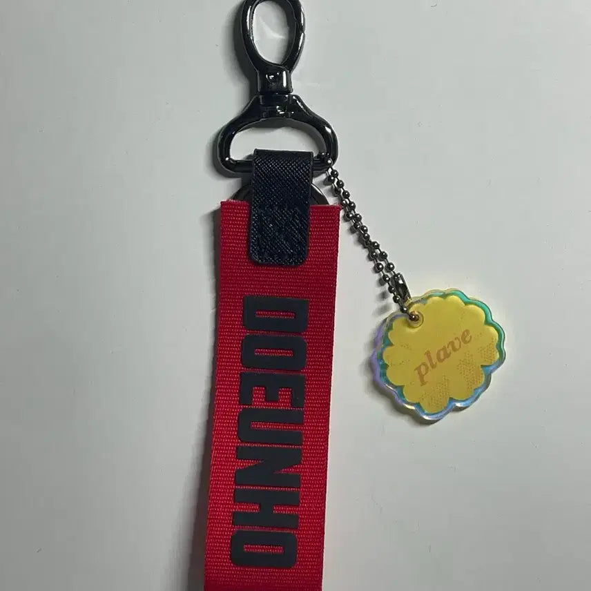 [BUNJANG] PLAVE 6th Summer Eunho Strap Keychain / 플레이브 여섯번째여름 스트랩키링 은호