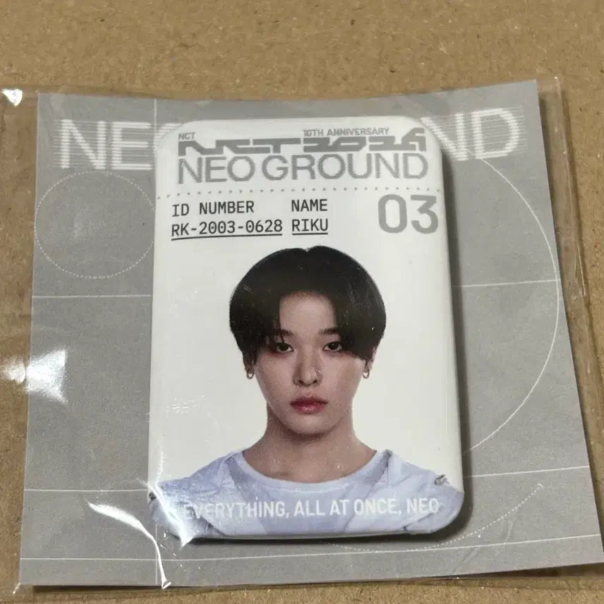 [BUNJANG] NCT WISH Riku 10th Anniversary Popup Can Badge / 엔시티위시 리쿠 10주년 팝업 캔뱃지 미개봉
