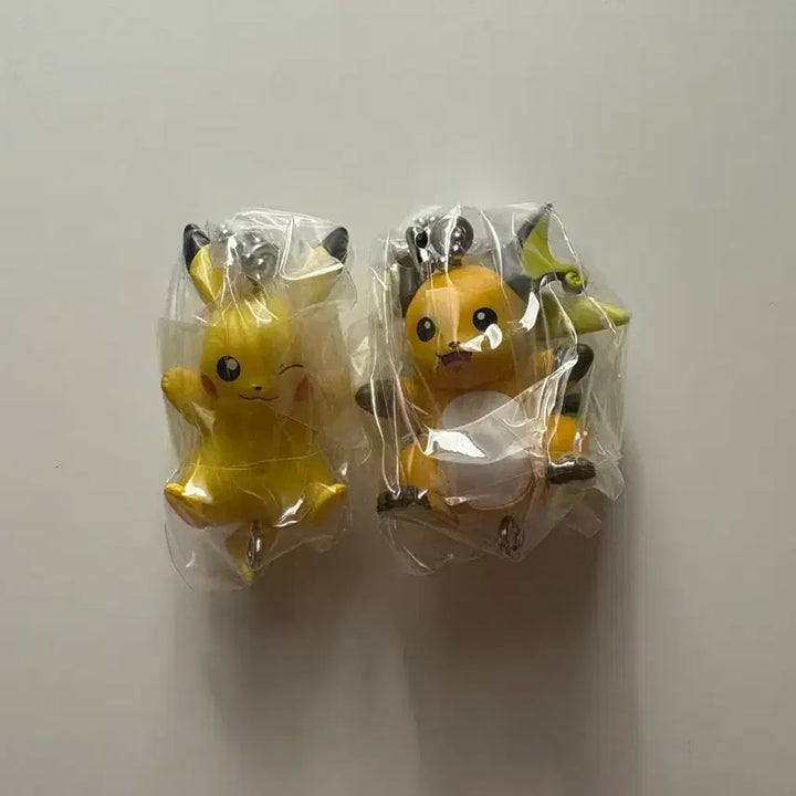 [BUNJANG] Bandai Pokemon Pikachu Raichu Charing Gacha Ball Chain / 반다이 포켓몬 피카츄 라이츄 대롱가챠 볼체인