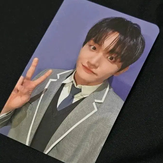 [BUNJANG] Lucy Jo Won-sang Fanmeet Photocard Uniform Ver. / 루시 조원상 대면 당첨자용 포카 교복 ver.