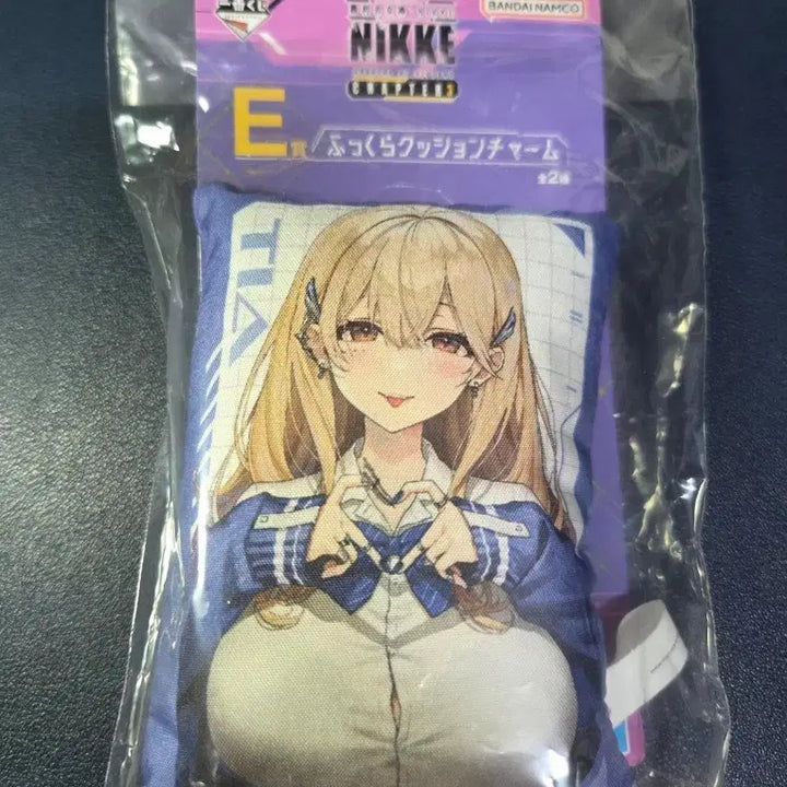 [BUNJANG] NIKKE: Goddess of Victory Cushion Keychain Unused / 니케 승리의 여신 제일복권 쿠션키링 미사용