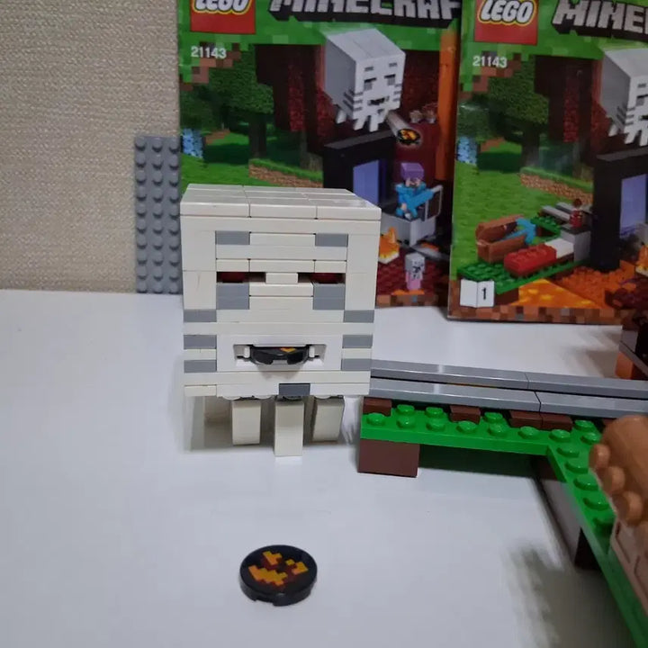 [BUNJANG] LEGO Minecraft 21143 The Nether Portal Set / 레고 마인크래프트 21143 네더 포털
