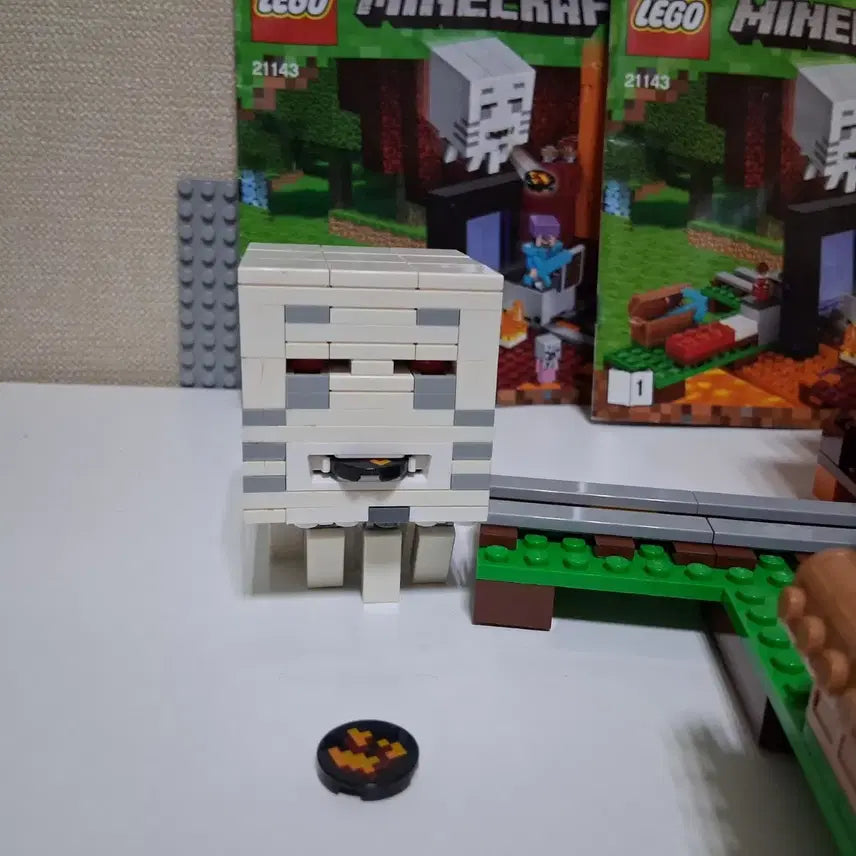 [BUNJANG] LEGO Minecraft 21143 The Nether Portal Set / 레고 마인크래프트 21143 네더 포털