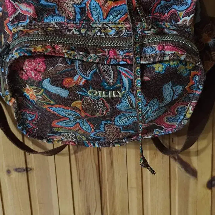 [BUNJANG] Oilily Maple Pattern Backpack / 오일릴리 단풍패턴 백팩