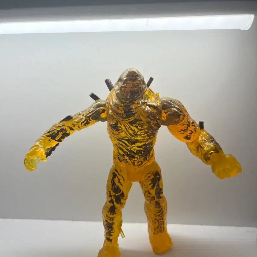 [BUNJANG] Hasbro Marvel Avengers Molten Man Action Figure / 해즈브로 마블 정품 어벤져스 스파이더맨 몰튼맨 용암 액션피규어 팝니다