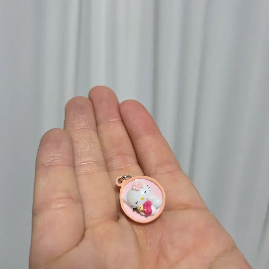 [BUNJANG] Sanrio Hello Kitty Vintage Character Goods Strap / 빈티지 토이 캐릭터 굿즈 고전 만화 인형 산리오 지역 헬로키티 스트랩