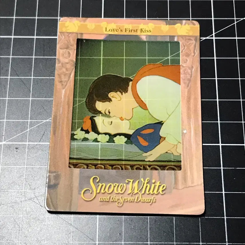 [BUNJANG] Disney Film Card - Snow White / 디즈니 필름 카드 - 백설공주 , 러브스 퍼스트 키스