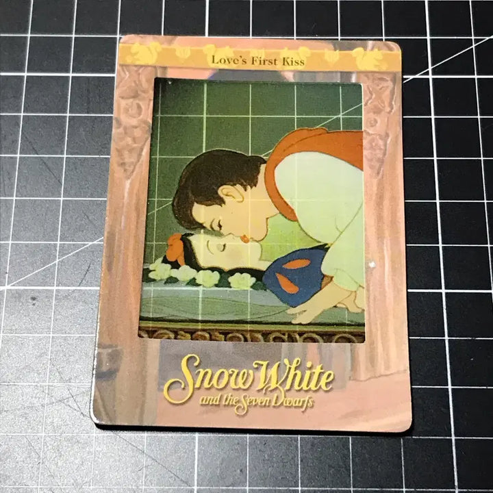 [BUNJANG] Disney Film Card - Snow White / 디즈니 필름 카드 - 백설공주 , 러브스 퍼스트 키스