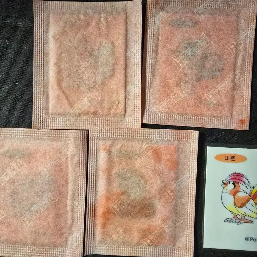 [BUNJANG] Pokemon 30th Anniversary Sticker Collection: Slowking, Vaporeon, Weezing, Koffing, Pidgeotto / 보켓몬스터 30주년 띠부씰 야도란 샤미드 또도가스 아보 피죤