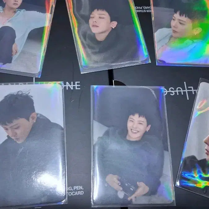 [BUNJANG] G-Dragon Family Package Calendar Photocard / 급처) 지드래곤 팸키트 캘린더 포토카드