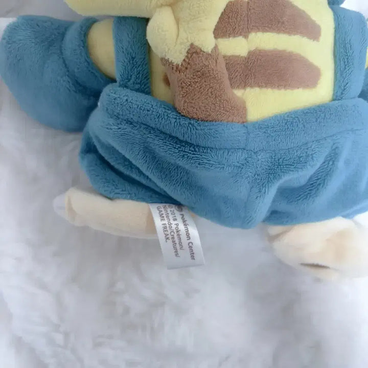 [BUNJANG] Pokemon Center Snorlax Poncho Pikachu Plush Doll / 포켓몬센터 잠만보 판초 피카츄 판초츄 인형