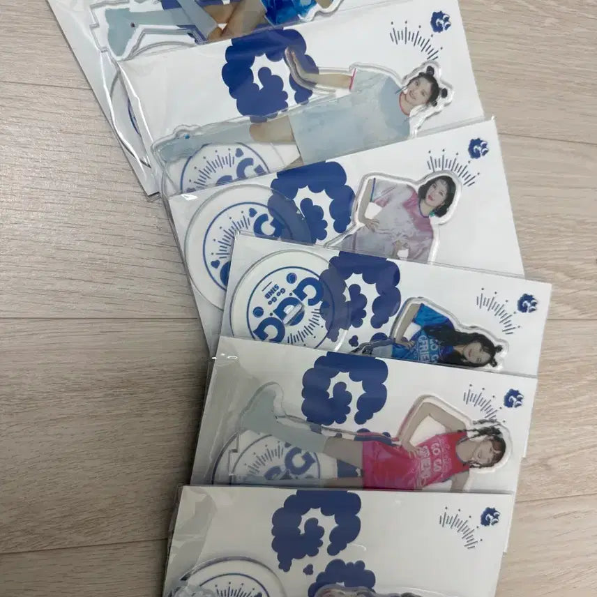 [BUNJANG] GFRIEND GGG Concert Acrylic Stand (Sealed) / 여자친구 GGG콘 아크릴 스탠드(미개봉)