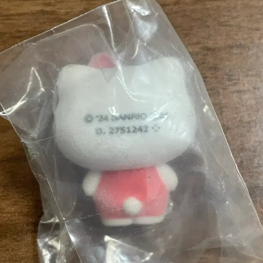 [BUNJANG] Sanrio Fluffy Kitty Fluffy Kitty Wand Compatible Item / 산리오 플로키 키티 가챠 후와후와 키티 - 요술봉 호환템