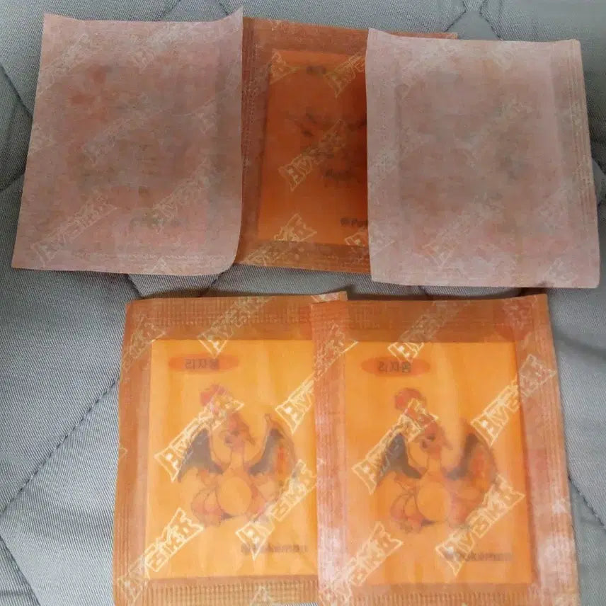 [BUNJANG] Pokemon Charmander, Charizard, Zapdos, Slowpoke Stickers Sealed Bundle / 포켓몬 리자몽,파이리,,썬더,야돈 띠부씰 미개봉