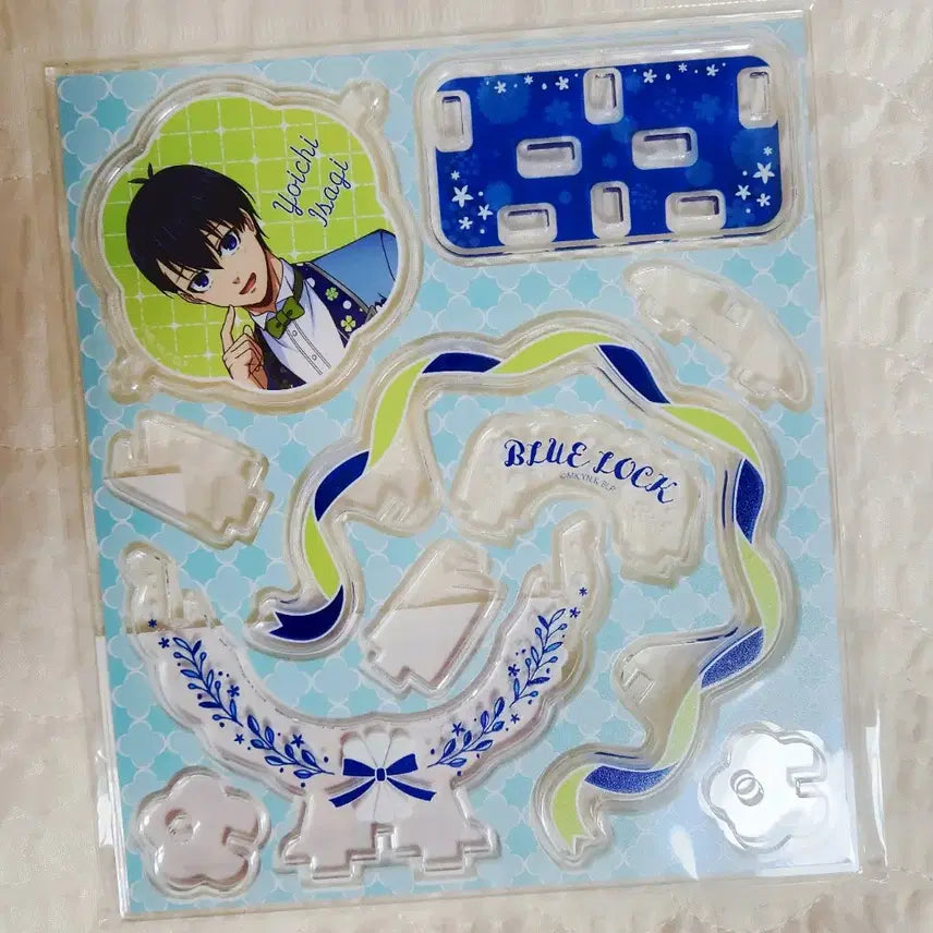 [BUNJANG] Blue Lock Isagi/Bachira Rotating Acrylic Stand / 블루록 이사기/바치라 아크릴