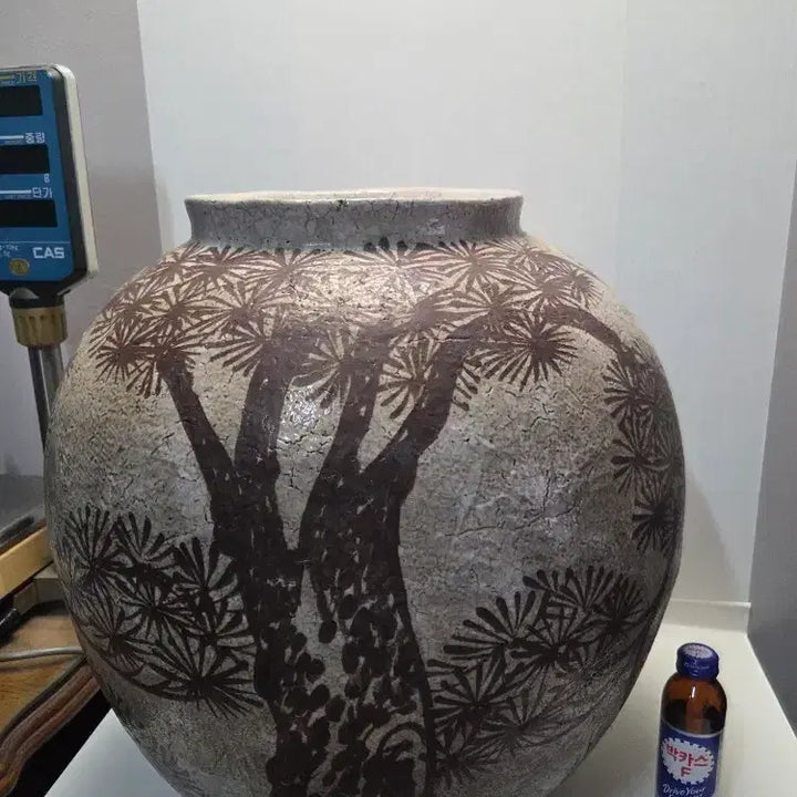 [BUNJANG] Large Song Dynasty Style Celadon Vase with Magpie and Tiger Motif / 초대형 송대 철화 까치호랑이 대단지 높이45cm무게13.4kg 판매자강추