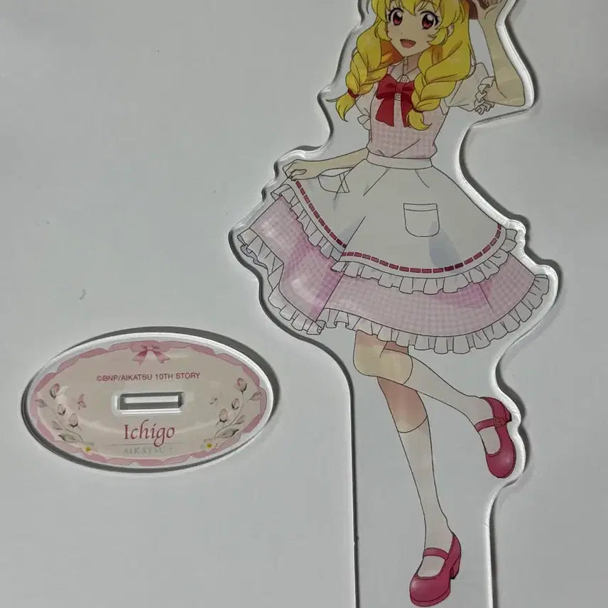 [BUNJANG] Aikatsu Country Ichigo Acrylic Stand (Unsealed) / 아이카츠 컨트리 아크릴 이치고 개봉