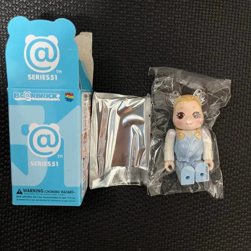 [BUNJANG] Bearbrick 51st Series Cute Wicked Glinda Figure / 베어브릭 51탄 큐트 위키드 글린다