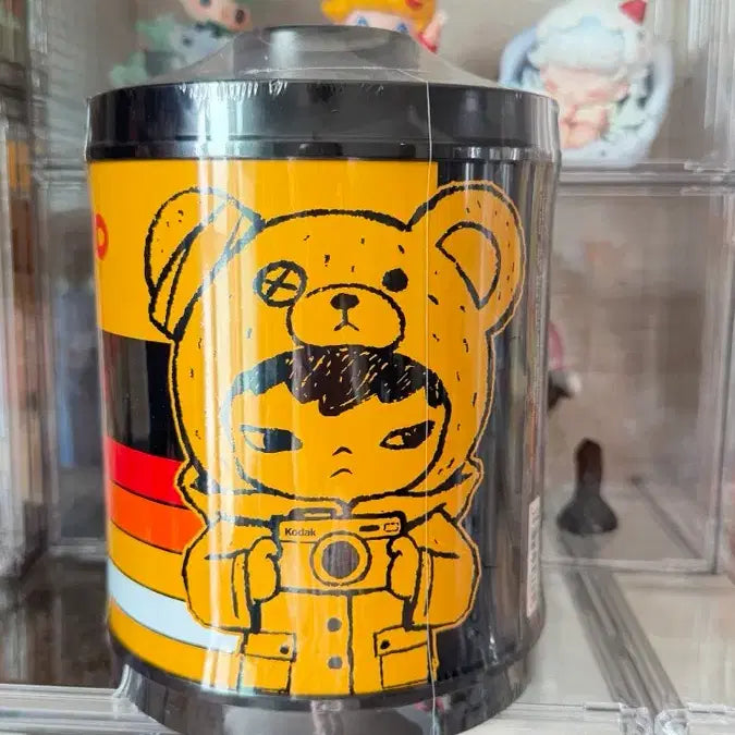 [BUNJANG] Pop Mart Kodak Hirono Raincoat Bear Doll Keychain / 팝마트 코닥 히로노 레인코트 곰인형 키링