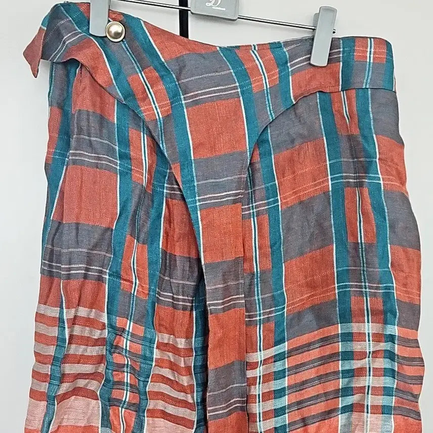 [BUNJANG] Ann Taylor Check Pattern Wrap Skirt / ㅇAnn taylor 체크 패턴 랩 스커트