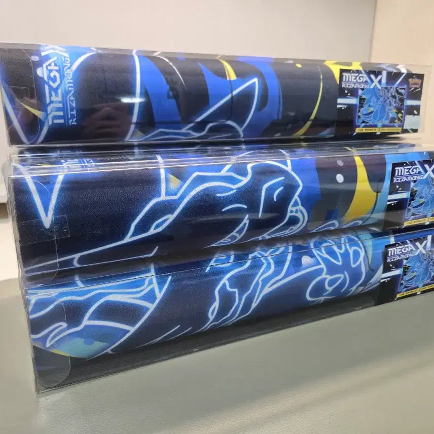 [BUNJANG] Pokemon TCG Mega Charizard X Playmat (Sealed) / 포켓몬카드 메가 리자몽 X 플레이매트 판매합니다.