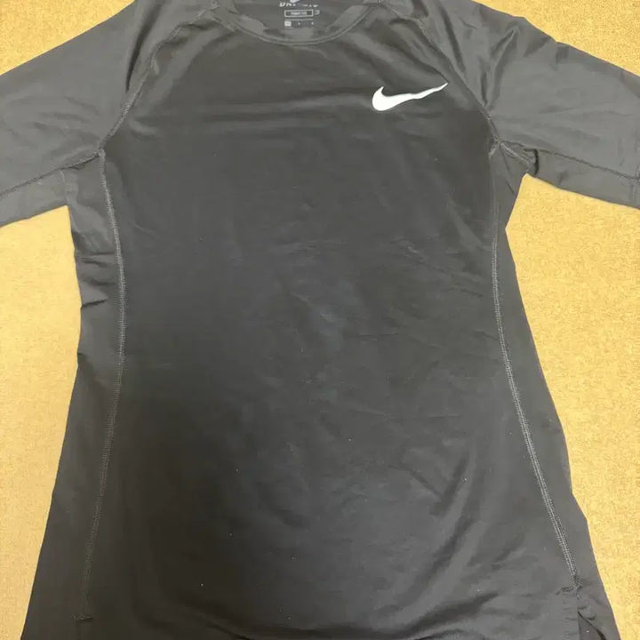 [BUNJANG] Nike Dri-FIT Performance T-Shirt / 나이키 기능성 반팔 티셔츠