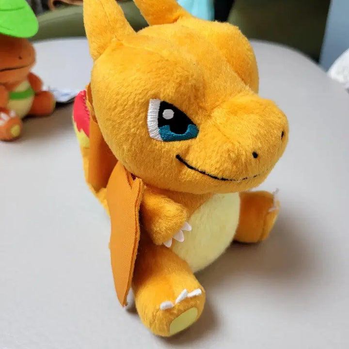 [BUNJANG] Pokemon Charizard Keyring Plush - New Authentic Banpresto / 포켓몬스터 리자몽 키링인형 새상품 반프레스토 정품