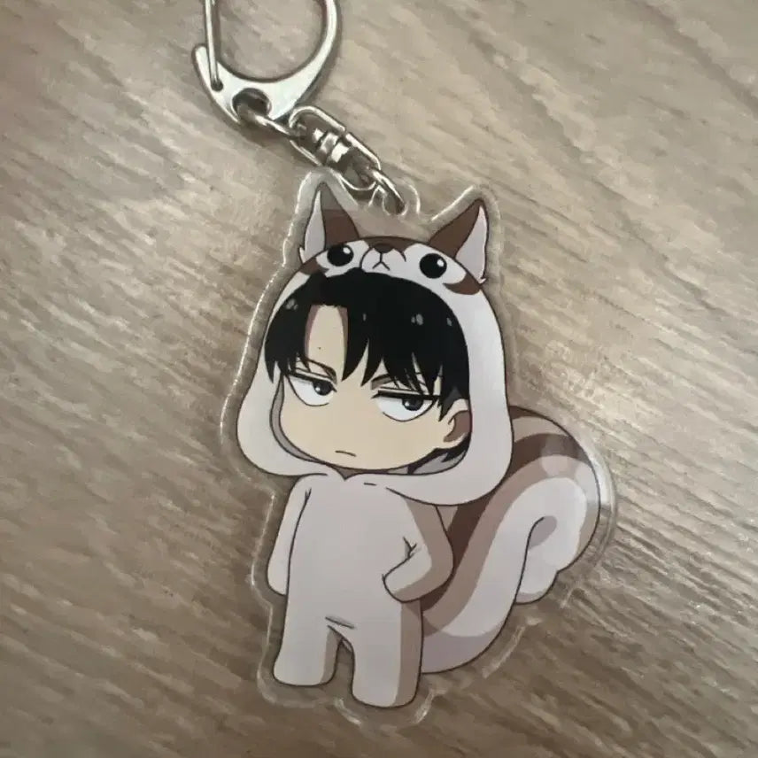 [BUNJANG] Attack on Titan Levi Ackerman Animal Pajamas Acrylic Keychain / 진격의거인 리바이 아크릴 키링