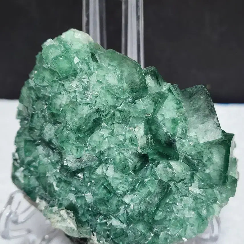 [BUNJANG] Natural Green Fluorite Crystal Cluster with Stand / 천연크리스탈 그린 플루오라이트 원석+받침대