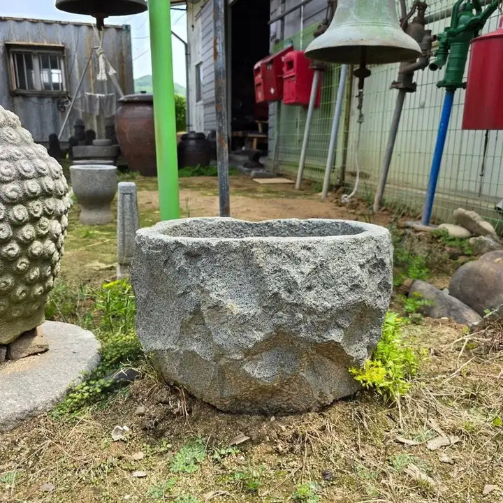 [BUNJANG] Rustic Stone Mortar / 못난이 청석절구