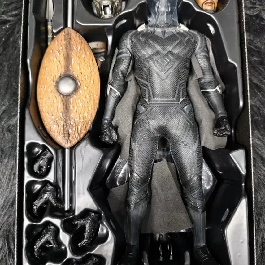 [BUNJANG] Hot Toys 1/6 Scale Iron Man Figure / 아이언맨 피규어 핫토이 1/6 피규어