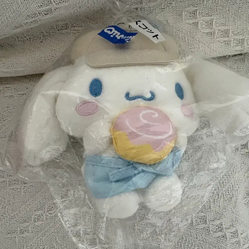 [BUNJANG] Cinnamoroll Kuji Mascot / Hair Cap / Acrylic Stand / 시나모롤 쿠지 마스코트/헤어캡/아크릴스탠드