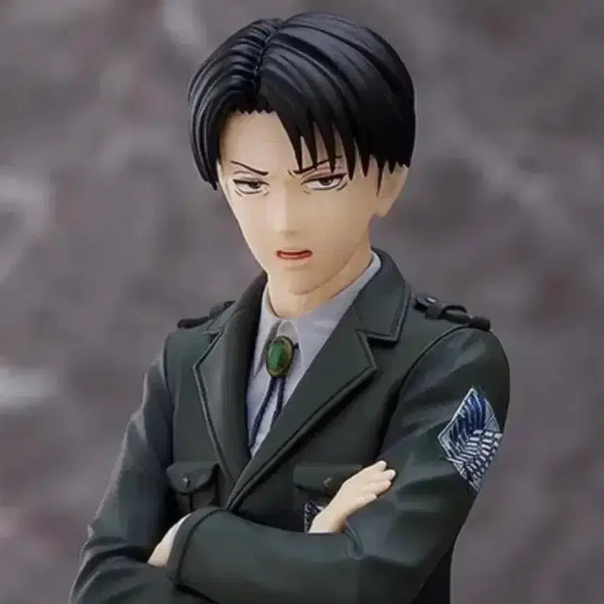 [BUNJANG] Attack on Titan Levi Pop-Up Parade Figure (Sealed) / 급전ㅠ/매물 없음(미개봉) 진격의거인 리바이 팝업퍼레이드 피규어