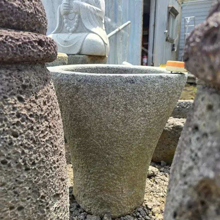 [BUNJANG] Seocheon Cheongseok Dolhasegi Stone Mortar and Pestle Set / 서천 청석절구