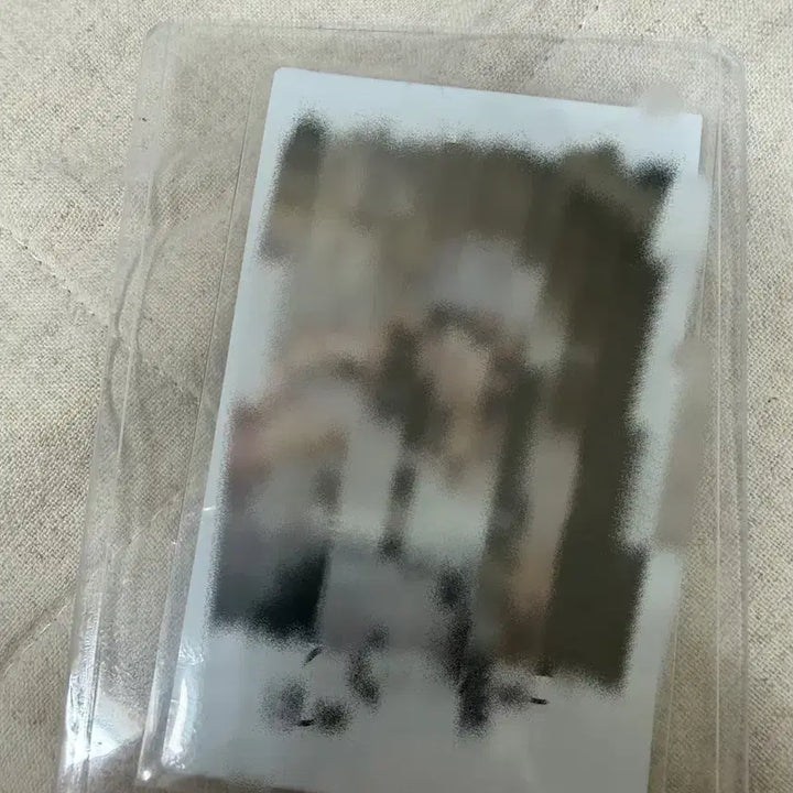 [SOLD OUT] QWER 시연 드레스 착장  사진 싸인폴라 양도 판매