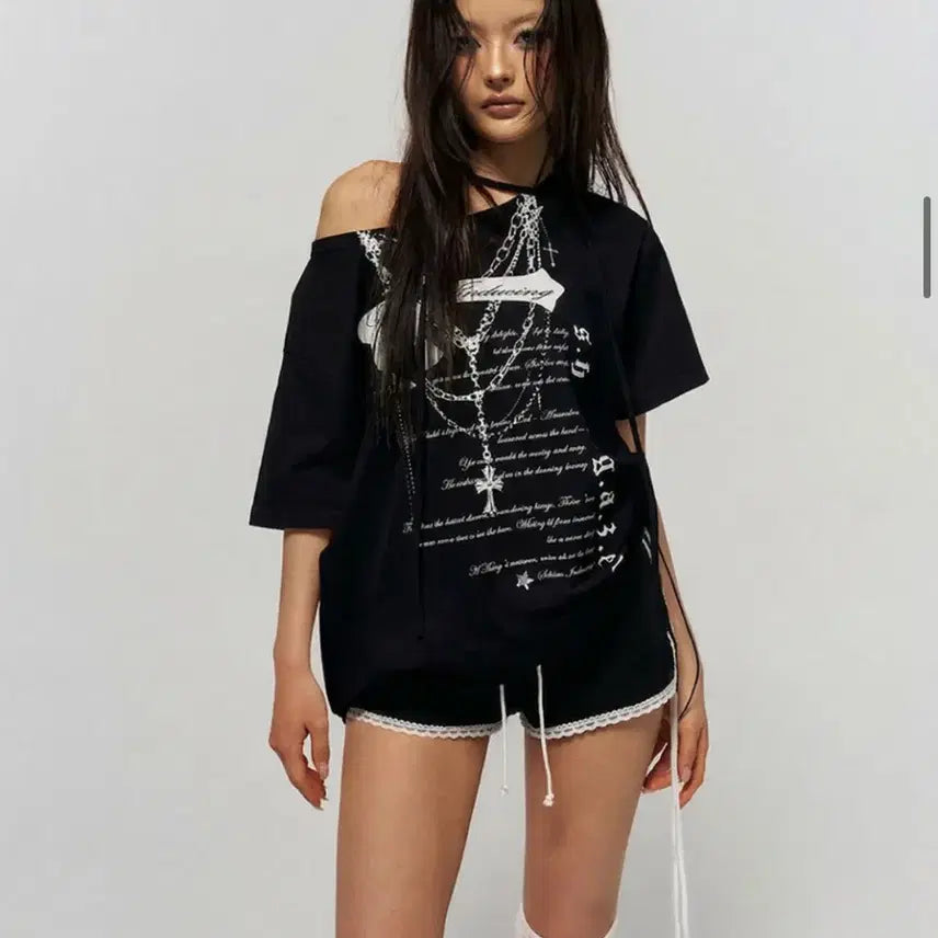 [BUNJANG] SKIZM INDUCING POEM T-Shirt Black / 스키즘인듀싱 POEM 티셔츠 블랙