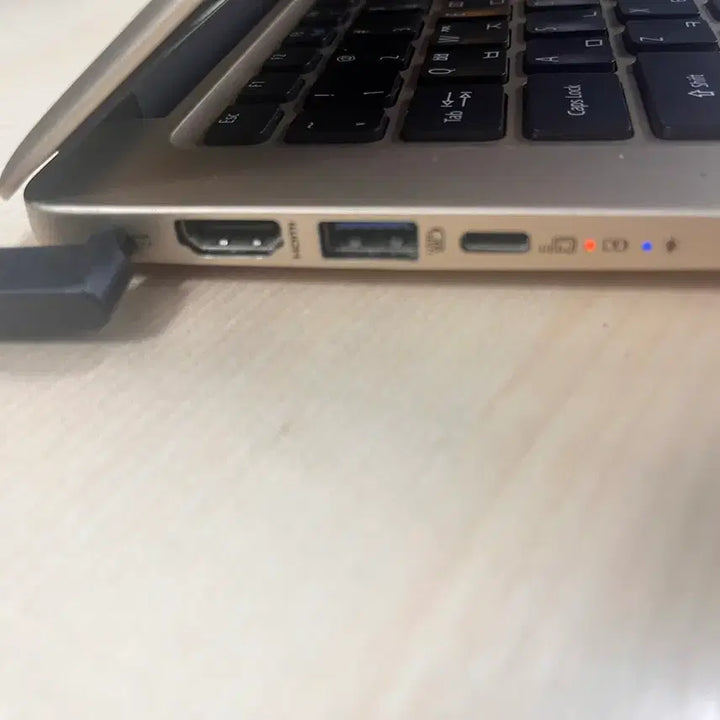 [BUNJANG] Acer Swift 3 SF314-51 Laptop / 에이서 swift3 SF314-51 i5 256g