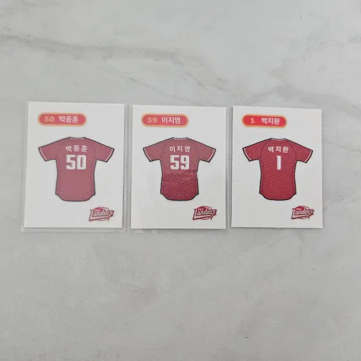 [BUNJANG] Pokemon 24K Sticker Set (Mew + Mewtwo) / 포켓몬 24k 띠부씰 2장, 뮤 + 뮤츠 등등 묶어서 판매 합니다