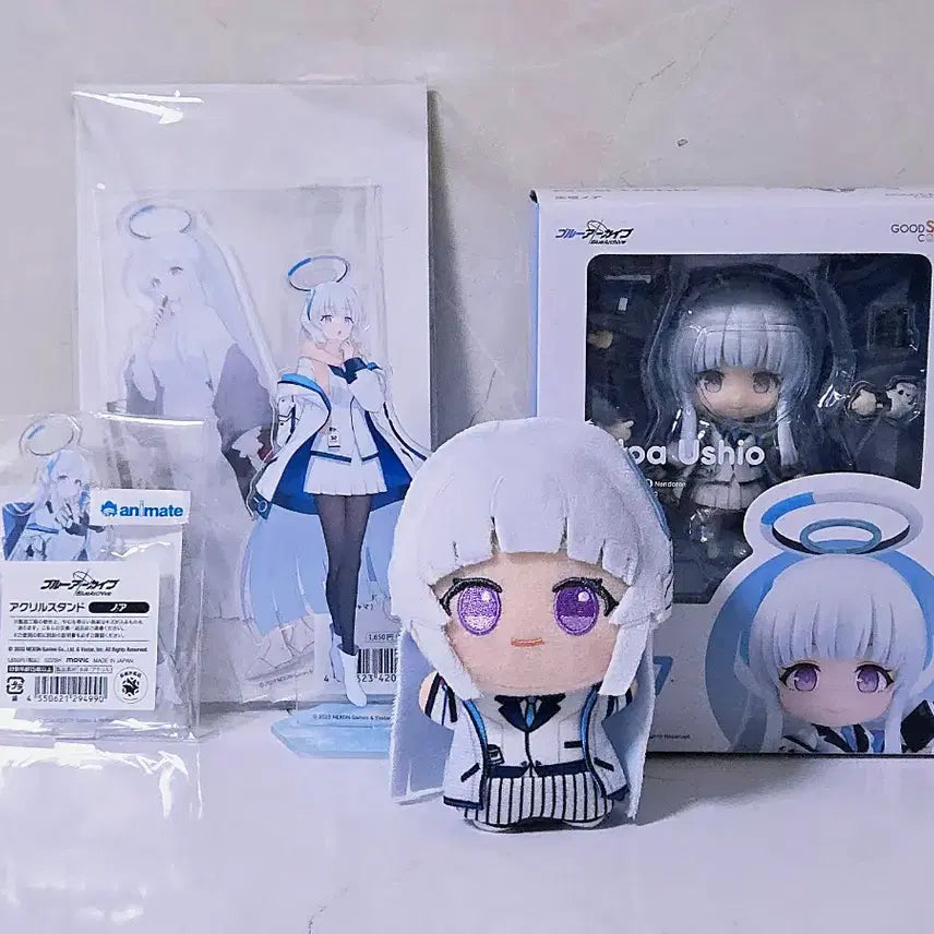 [BUNJANG] Blue Archive Usio Noah Goods Bundle Set Nendoroid Acrylic / 일괄) 블루아카이브 우시오 노아 공식 굿즈들 팝니다 넨도로이드 아크릴
