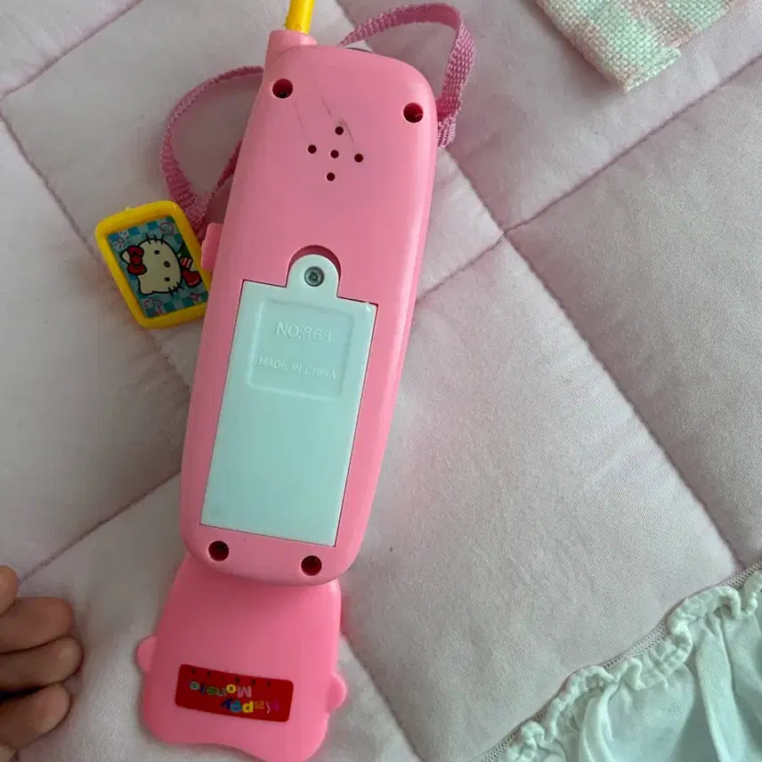 [BUNJANG] Hello Kitty Classic Toy Cell Phone / 정상작동) 헬로키티 고전 휴대폰 장난감 핸드폰 키티폰 폴더폰 모형폰