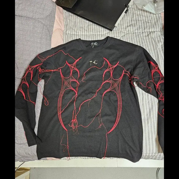 [BUNJANG] THUG CLUB Long Sleeve Black / 떠그클럽 롱 슬리브(블랙)