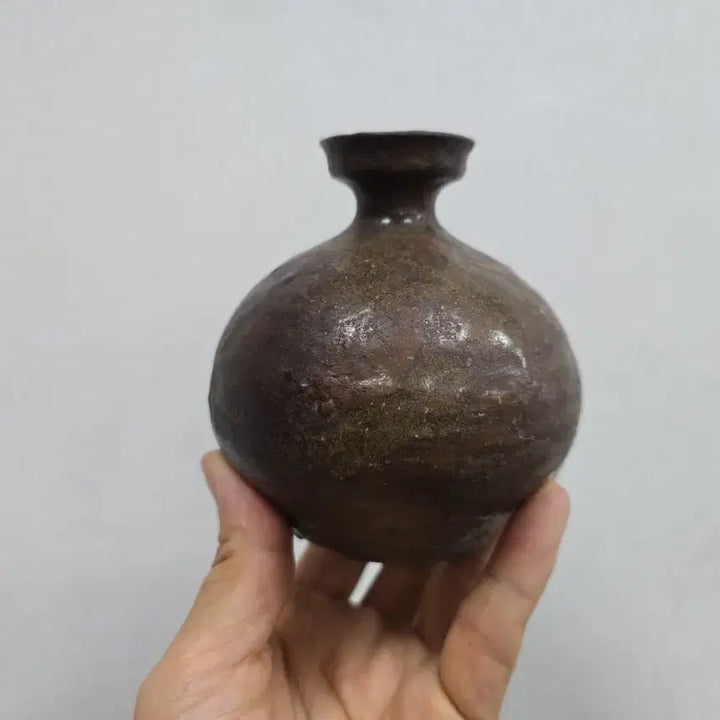 [BUNJANG] Authentic Goryeo Dynasty Black Glaze Small Bottle / 진품 고려시대 흑유 소병