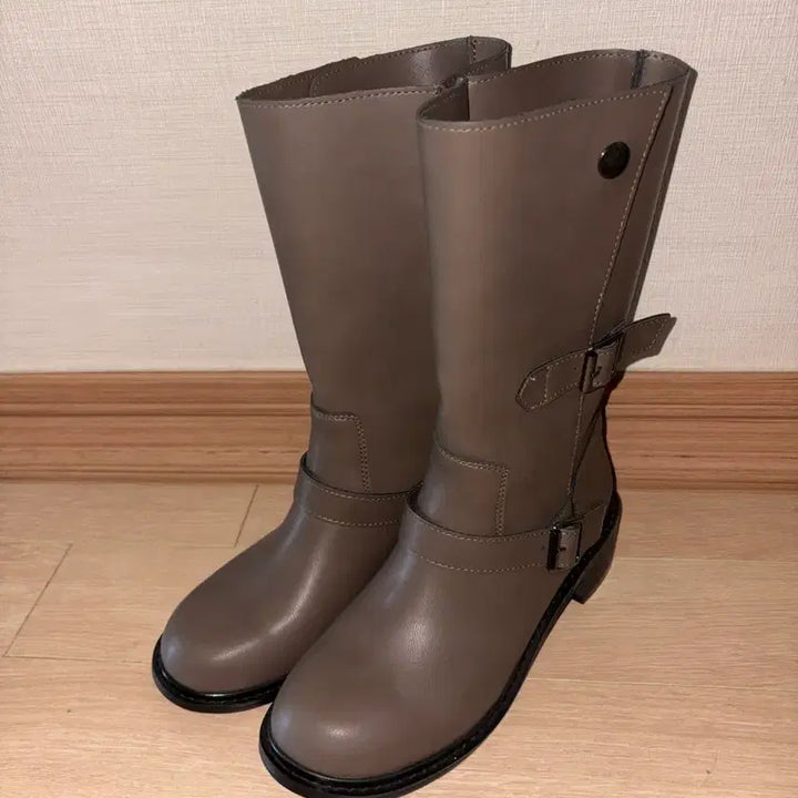 [BUNJANG] Rain Long Boots (Khaki, Size 235) / 레인 롱부츠 (235)