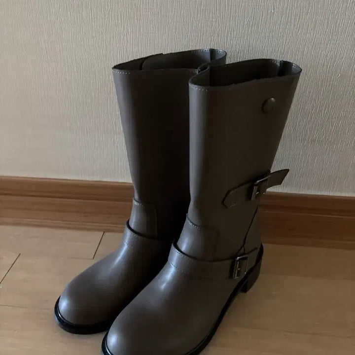 [BUNJANG] Rain Long Boots (Khaki, Size 235) / 레인 롱부츠 (235)