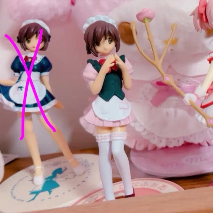 [BUNJANG] Kuromi Maid Cafe Collaboration Figure (Classic Vintage) / 고전빈티지미소녀피규어메이드카페콜라보쿠로미