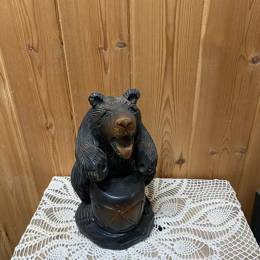 [BUNJANG] Vintage Hand-Carved Wood Bear Sculpture / 빈티지 우드 베어 곰 조각 장식품