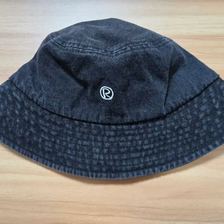 [BUNJANG] Park Hyo Shin Washed Denim Bucket Hat / 박효신 버킷햇