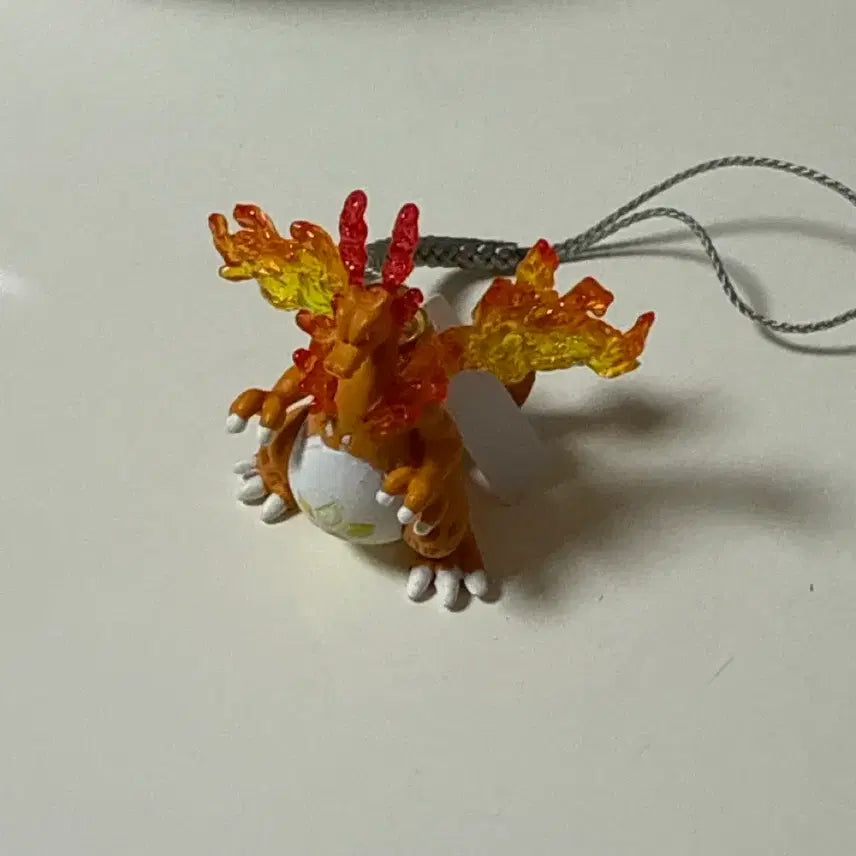 [BUNJANG] Pokemon Legends Battle Gacha G-Max Charizard Strap / 포켓몬스터 스트랩 레전드 배틀 가챠 거다이맥스 리자몽