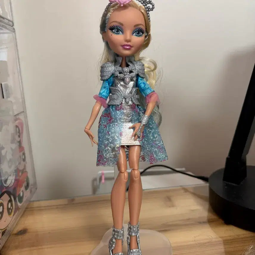 [BUNJANG] Ever After High Darling Charming Doll / 에버애프터하이돌 에하돌 달링 차밍 인형